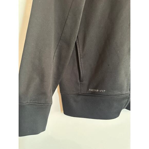 Air Jordan Nike Kids Size Large 12-13 yo Red Black Zip Therma Fit Hoodie FLAWED - Picture 3 of 11